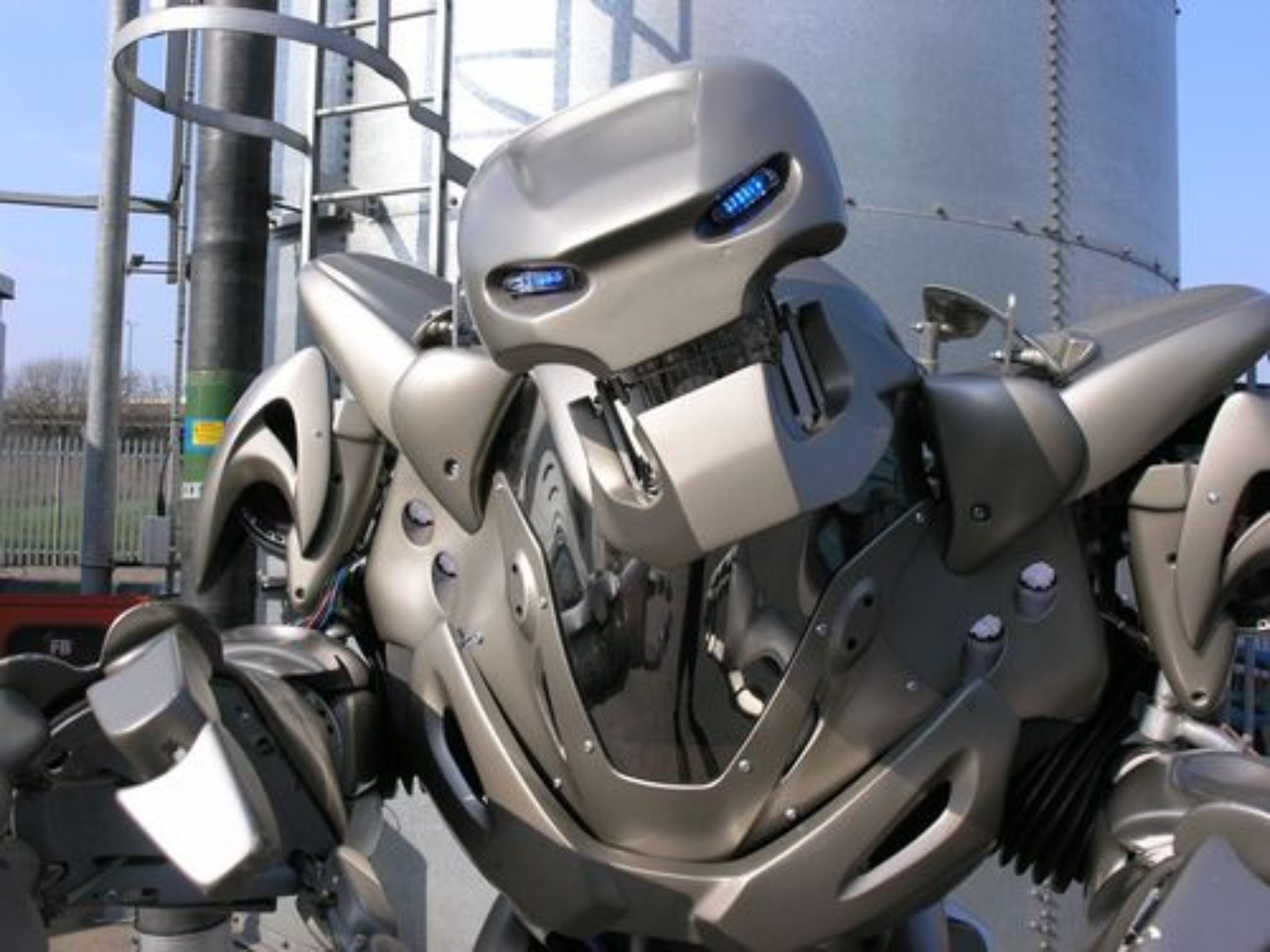 TITAN the ROBOT
